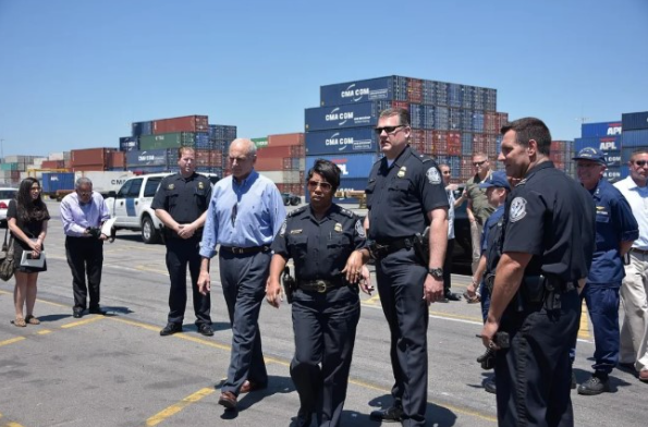 太突然！大批中國(guó)貨柜遭查扣，美歐海關(guān)動(dòng)真格了