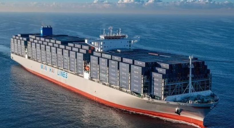 突发！万海1.3万TEU集装箱船珠江口发生撞船事故，一船沉没！