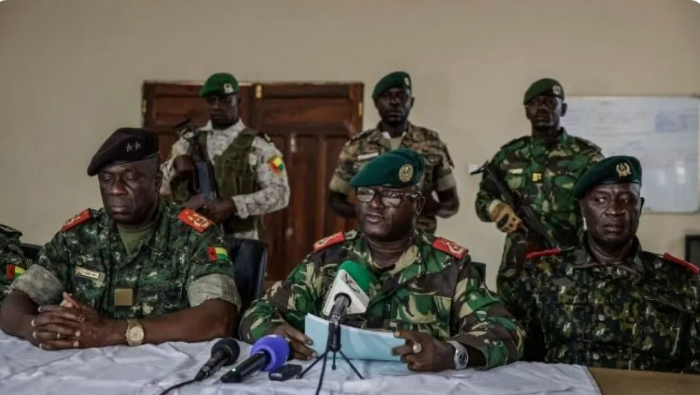 突发！港口暂停运营、海关停摆、边境关闭！